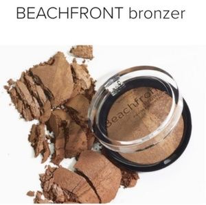 Bronzer
